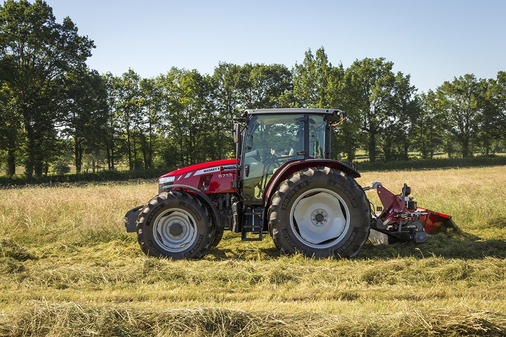 MASSEY FERGUSON MF 6713