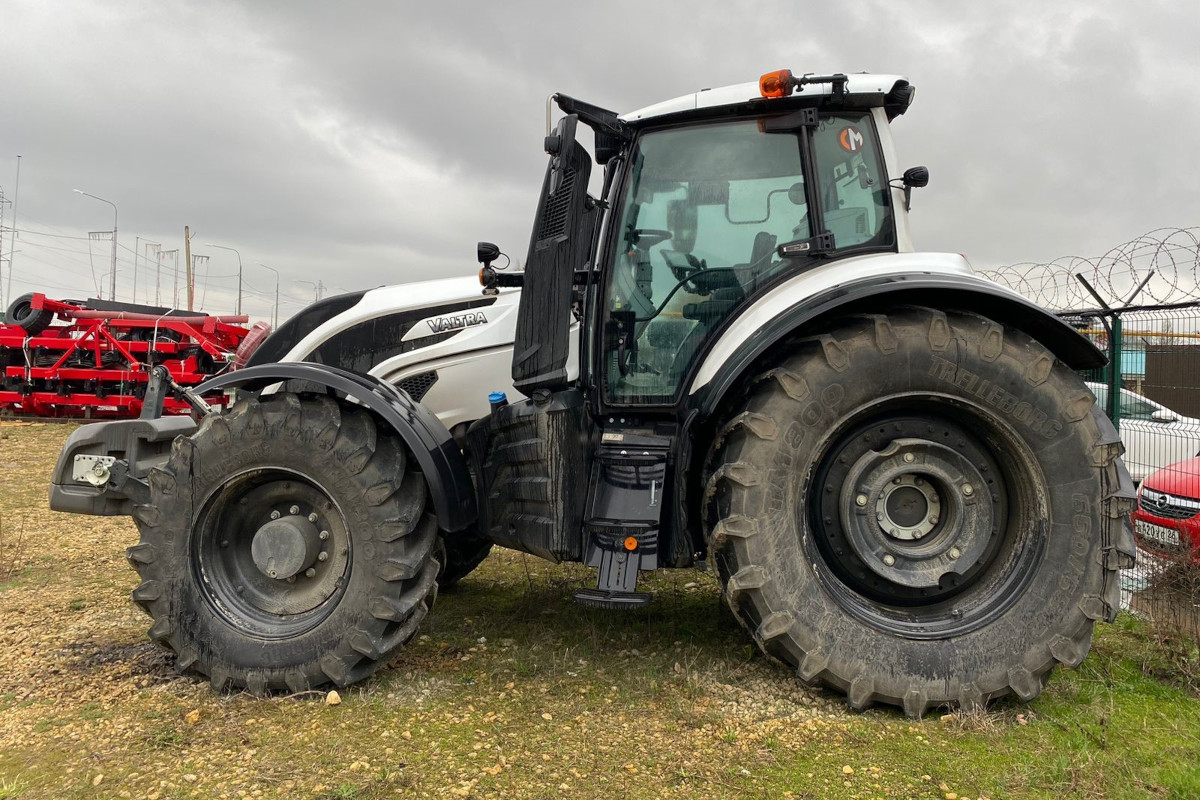 VALTRA T234