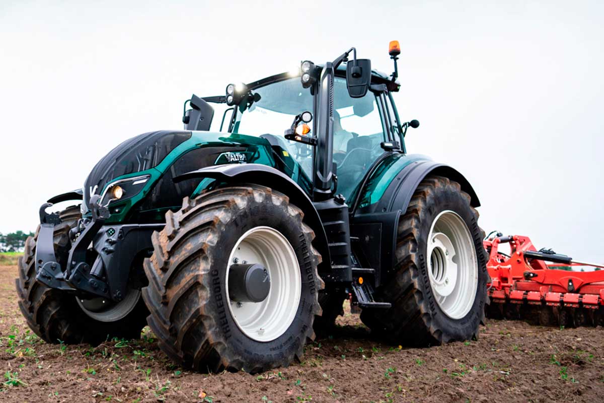 VALTRA T174e