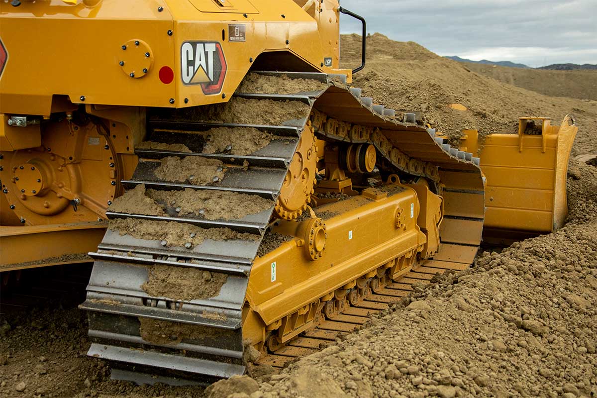 Основная рама бульдозера. Caterpillar d5. Планировочные работы бульдозером. Сервис бульдозеров. Рама бульдозеров