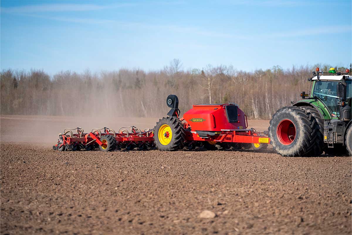 VADERSTAD Tempo V10