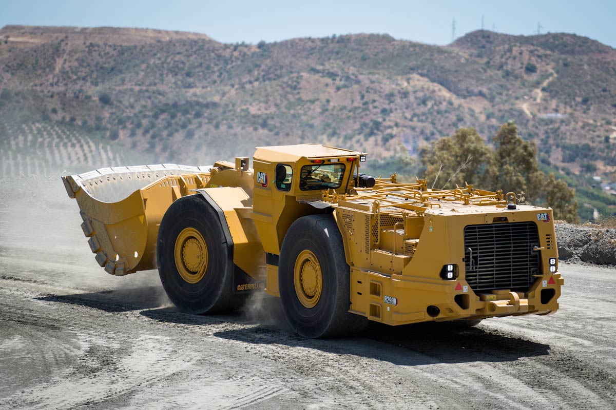 CAT R2900