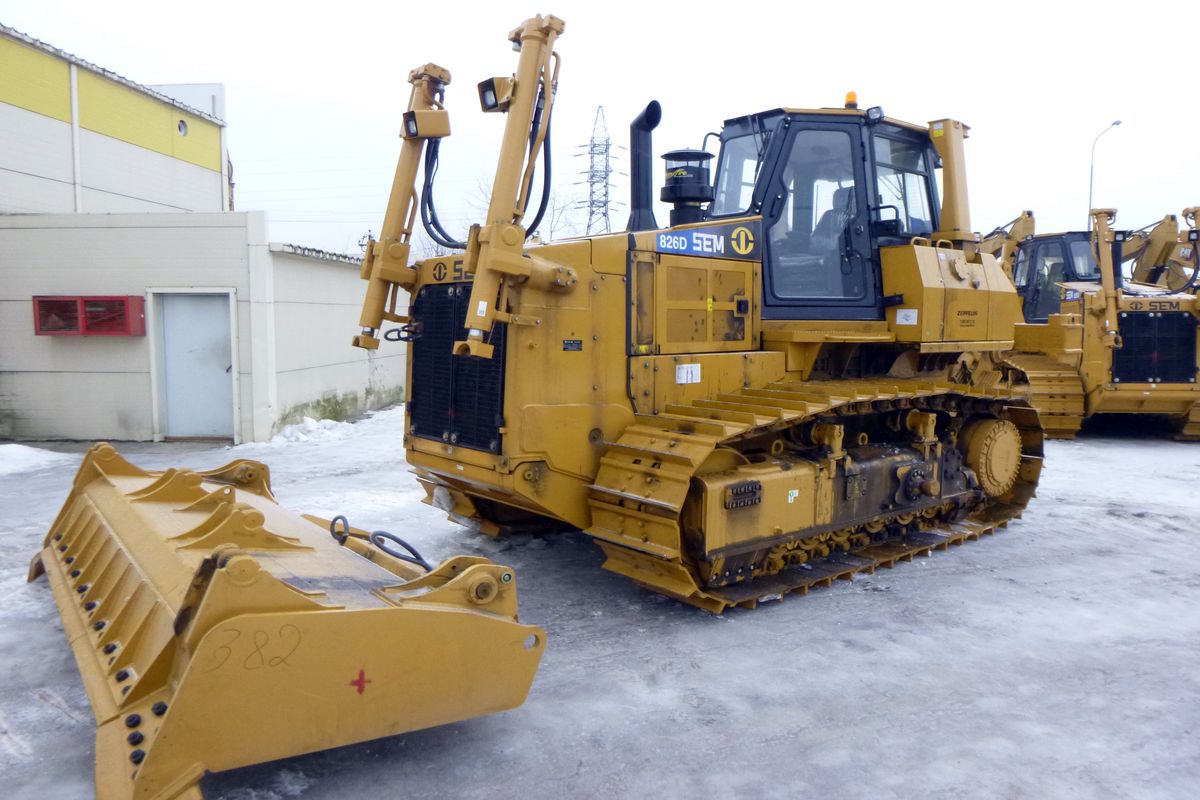 SEM 826D