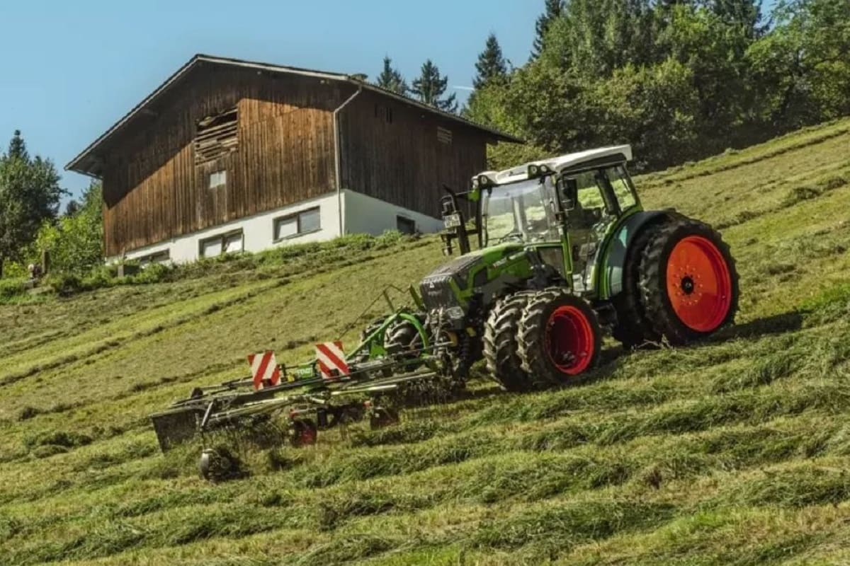 FENDT Former 351 DS