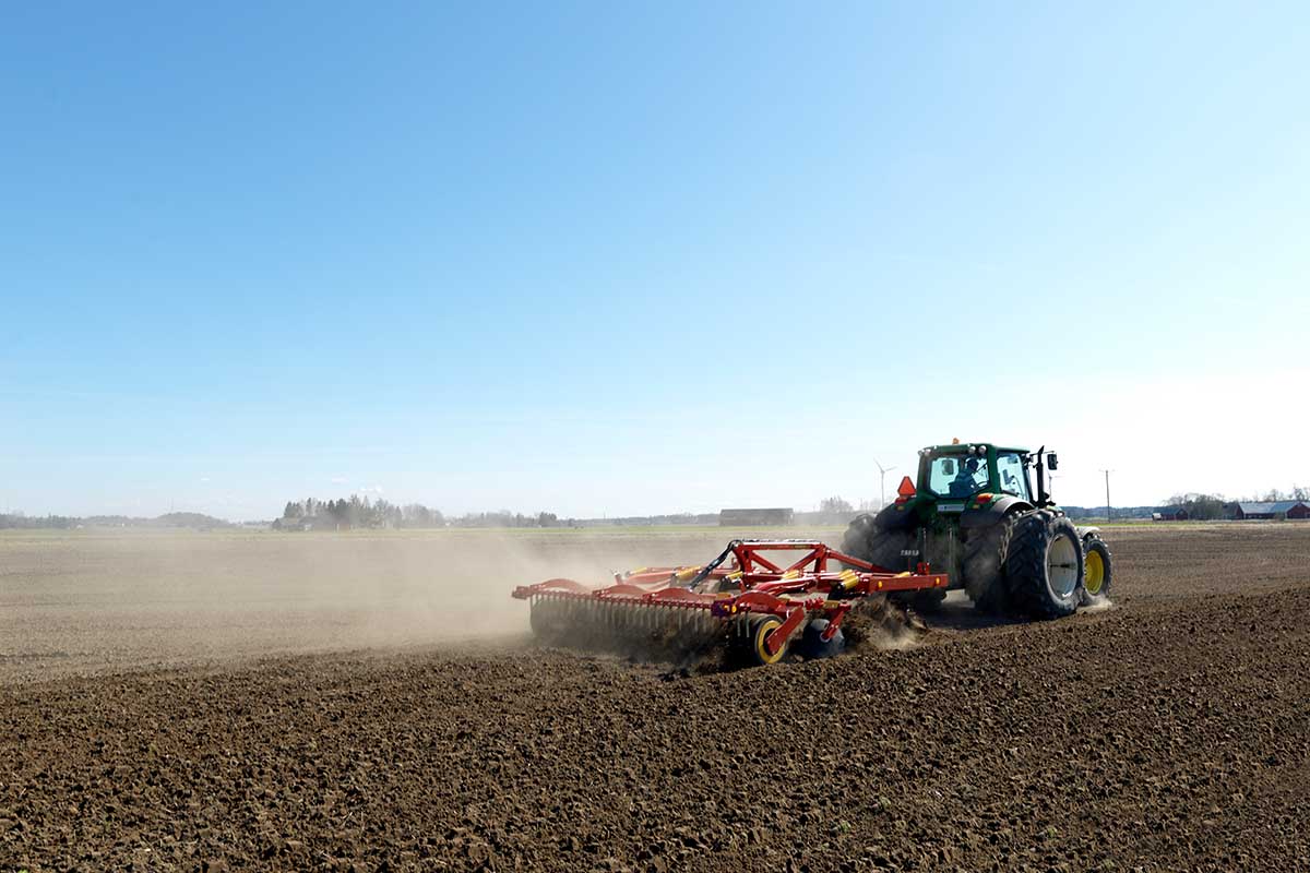 VADERSTAD Cultus 400